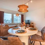 Turtle Beach, Ostend